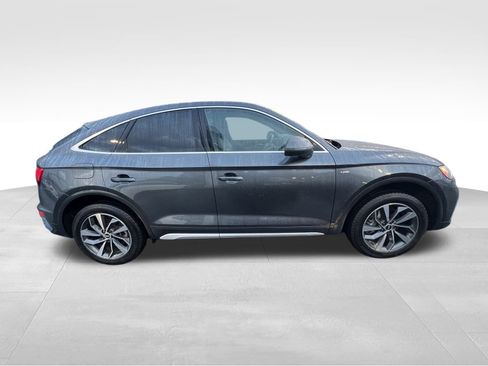 Used 2021 Audi Q5 2.0T Premium w/ Convenience Package image 4