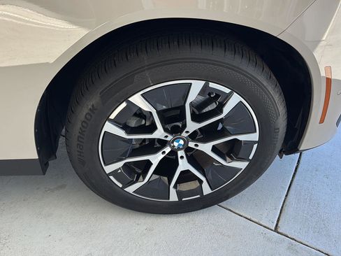 Used 2025 BMW X3 xDrive30i w/ Premium Package image 33