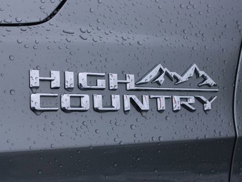 New 2026 Chevrolet Tahoe High Country AWD/4WD image 19
