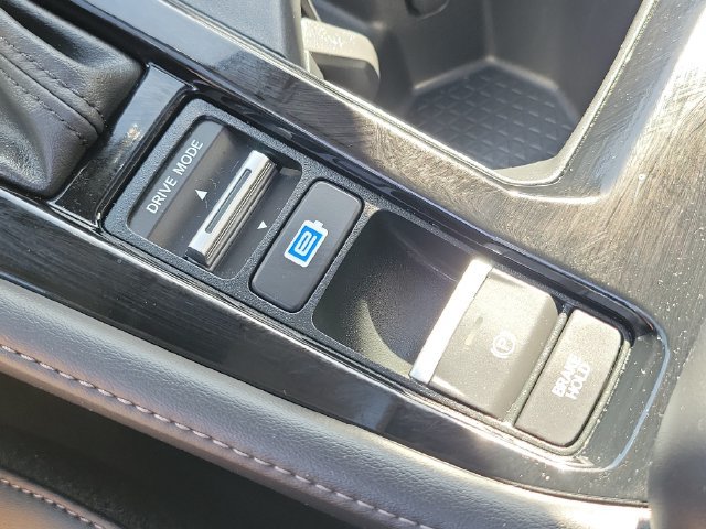 Used 2025 Honda Accord Touring image 18