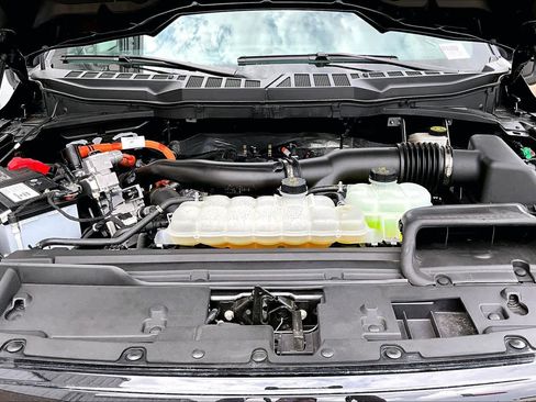 Certified 2024 Ford F150 XLT w/ Equipment Group 303A High image 30