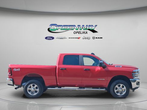 Used 2026 RAM 2500 Big Horn AWD/4WD image 8
