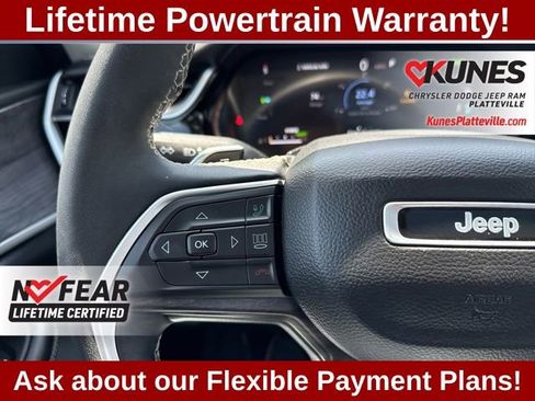 Used 2023 Jeep Grand Cherokee 4WD 4xe image 30