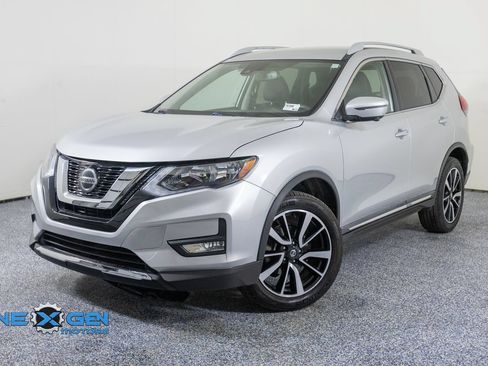 Used 2020 Nissan Rogue SL AWD/4WD image 3