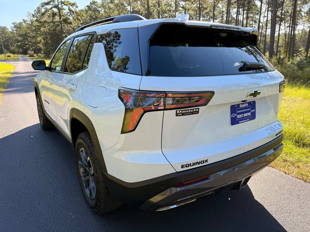 New 2027 Chevrolet Equinox ACTIV w/ Safety and Technology Package FWD image 3