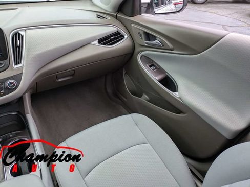 Used 2020 Chevrolet Malibu LS w/ Driver Confidence Package II FWD image 19