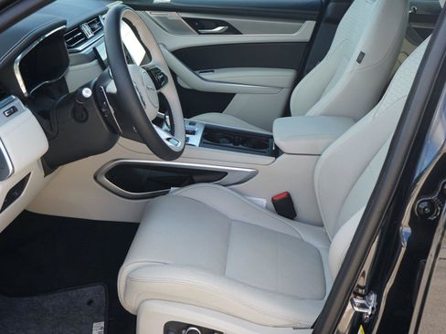 Used 2026 Jaguar F-PACE R-Dynamic S AWD/4WD image 10