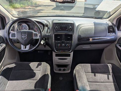 Used 2013 Dodge Grand Caravan American Value Package w/ UConnect Hands-Free Group FWD image 20