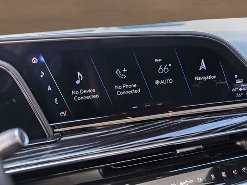 Used 2021 Cadillac Escalade ESV Sport w/ Driver Assist Tech Package AWD/4WD image 17