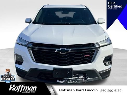 Used 2023 Chevrolet Traverse RS image 9