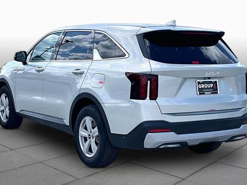 Certified 2026 Kia Sorento LX FWD image 10