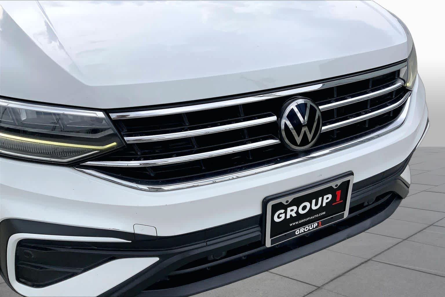 Used 2022 Volkswagen Tiguan SE FWD image 54