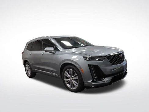 Used 2024 Cadillac XT6 Premium Luxury w/ Technology Package image 7