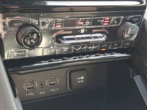 New 2025 Jeep Grand Cherokee L Limited w/ Black Appearance Package image 12