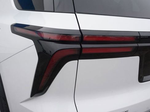 New 2026 Chevrolet Traverse LT image 27