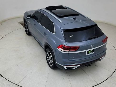 Used 2020 Volkswagen Atlas Cross Sport SEL Premium image 82