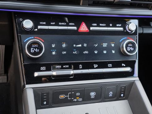 Used 2025 Hyundai Santa Fe Calligraphy image 35