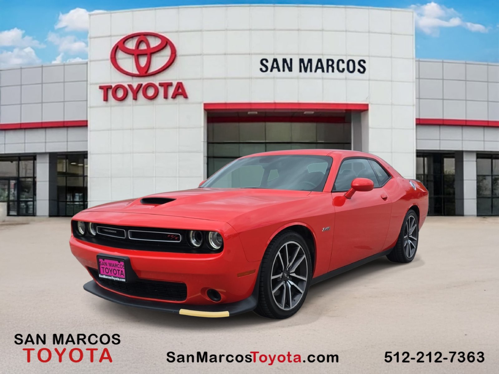 Used 2023 Dodge Challenger R/T RWD image 1
