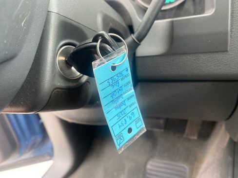 Used 2005 Dodge Dakota SLT image 57