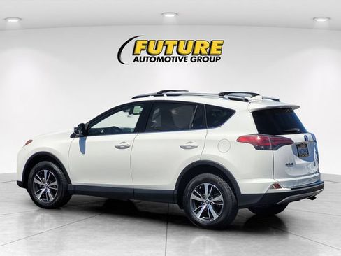 Used 2017 Toyota RAV4 XLE w/ Plus Extra Value Package FWD image 7