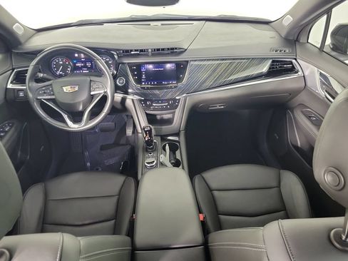 Certified 2023 Cadillac XT6 Premium Luxury w/ Technology Package FWD image 16