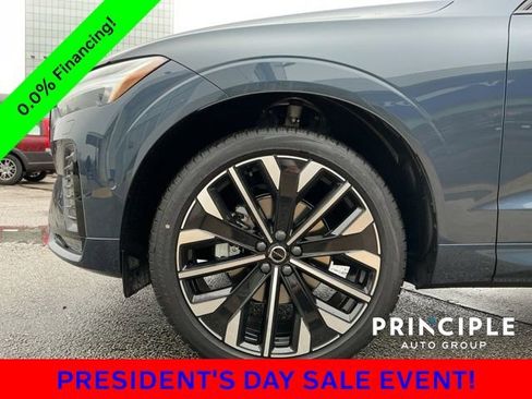 New 2026 Volvo XC60 B5 Ultra w/ Protection Package Premier image 9