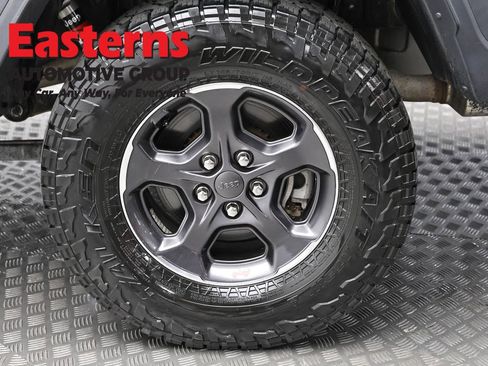 Used 2020 Jeep Gladiator Sport w/ Quick Order Package 24S AWD/4WD image 8