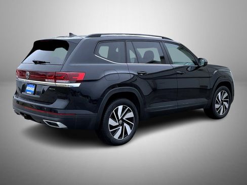 Used 2025 Volkswagen Atlas SE image 5