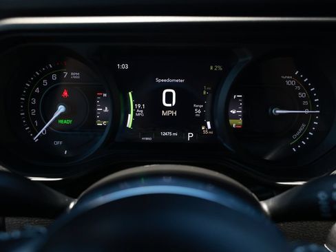 Used 2025 Jeep Wrangler Unlimited Sahara AWD/4WD image 22