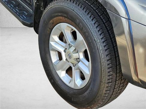 Used 2019 Toyota 4Runner SR5 image 4