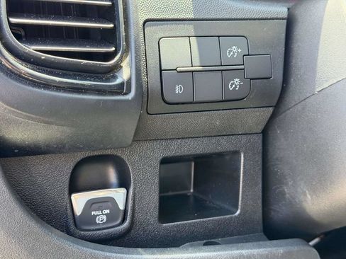 Used 2026 RAM ProMaster 2500 w/ Convenience Group FWD image 25