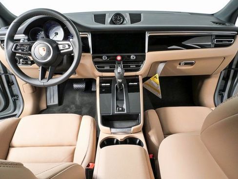 New 2026 Porsche Macan S image 29