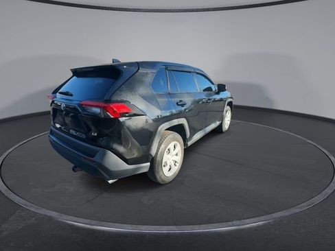 Used 2023 Toyota RAV4 LE image 16