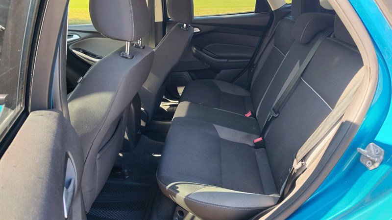 Used 2014 Ford Focus SE FWD image 7