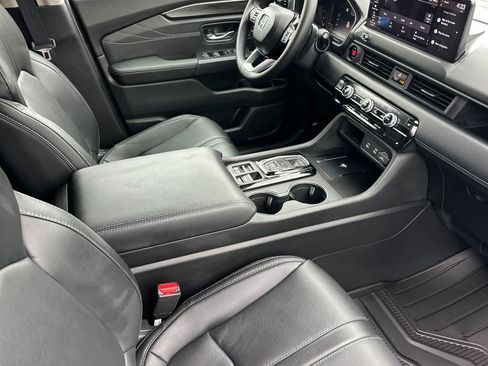 New 2026 Honda Pilot image 18