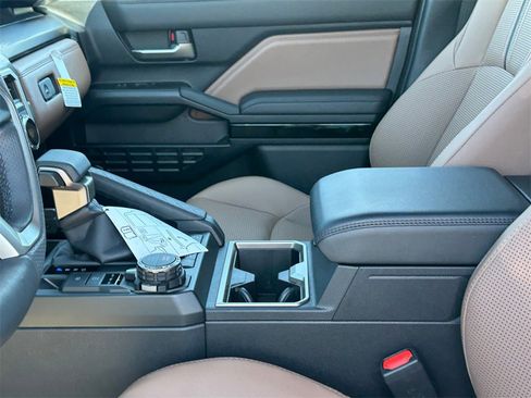 New 2025 Toyota 4Runner Limited image 9