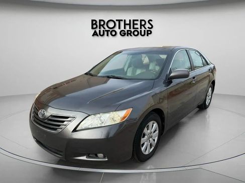 Used 2007 Toyota Camry XLE image 3