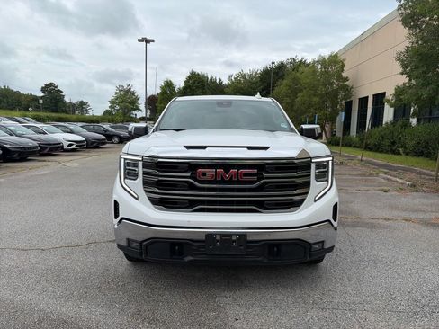 Used 2025 GMC Sierra 1500 SLT RWD image 2