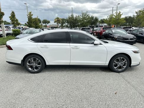 Used 2024 Honda Accord EX image 7