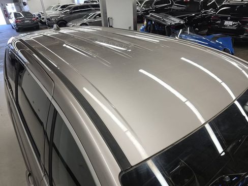 Used 2017 Chrysler Pacifica Touring Plus w/ Tire & Wheel Group FWD image 47