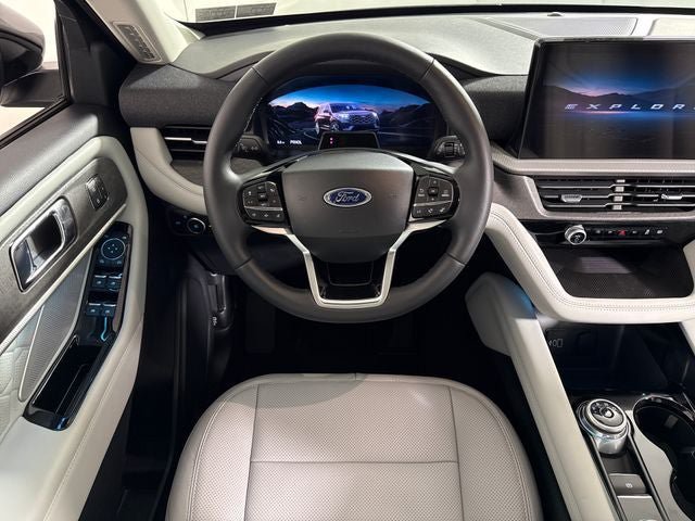 New 2026 Ford Explorer Platinum w/ LUX Leather Package AWD/4WD image 16