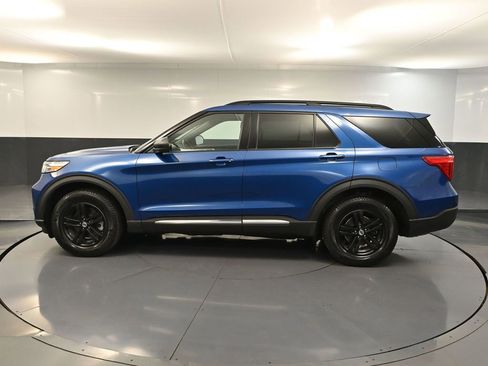 Used 2020 Ford Explorer XLT w/ Comfort Package AWD/4WD image 10