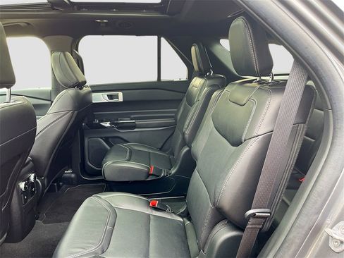 Used 2024 Ford Explorer ST w/ Equipment Group 401A image 26