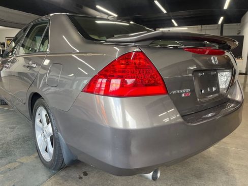 Used 2006 Honda Accord EX-L image 22