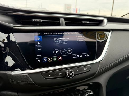 Used 2023 Buick Encore GX Essence w/ Experience Buick Package FWD image 32