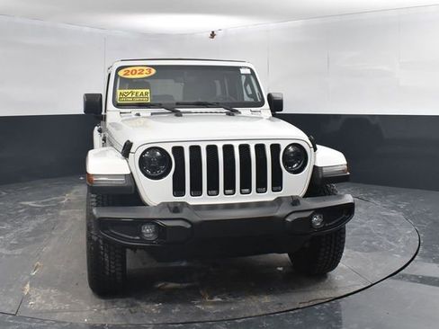 Used 2023 Jeep Wrangler Altitude image 2