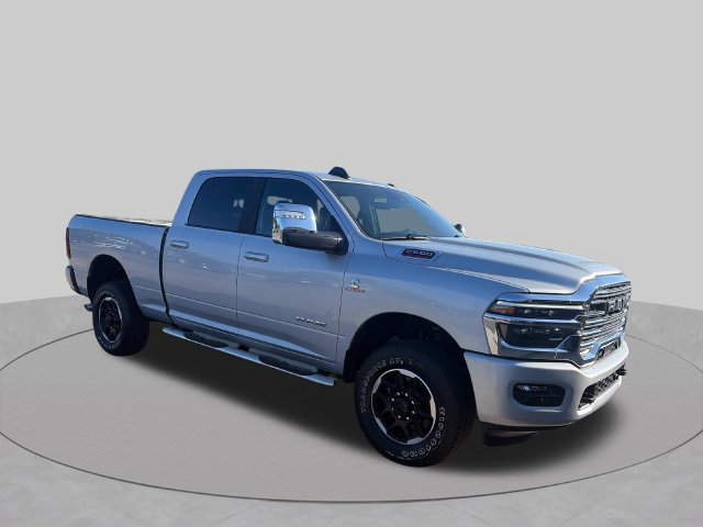 Used 2026 RAM 2500 Laramie AWD/4WD image 7