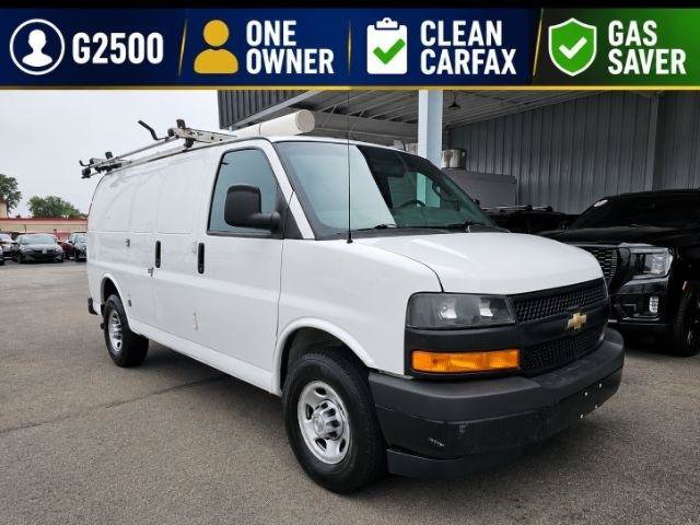 Used 2018 Chevrolet Express 2500 w/ Driver Convenience Package RWD image 1