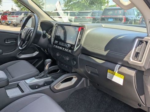 New 2026 Nissan Frontier SV RWD image 29