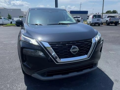 Used 2023 Nissan Rogue S FWD image 3